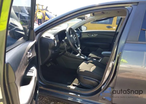 2019 Kia Forte Lxs из США, поврежденный, VIN 3KPF24AD3KE123492